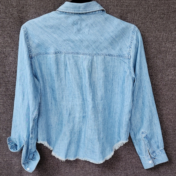 RAILS Ingrid Raw-edge, chambray, sz small, long sleeve, denim, blue, reg $178 - Picture 3 of 11